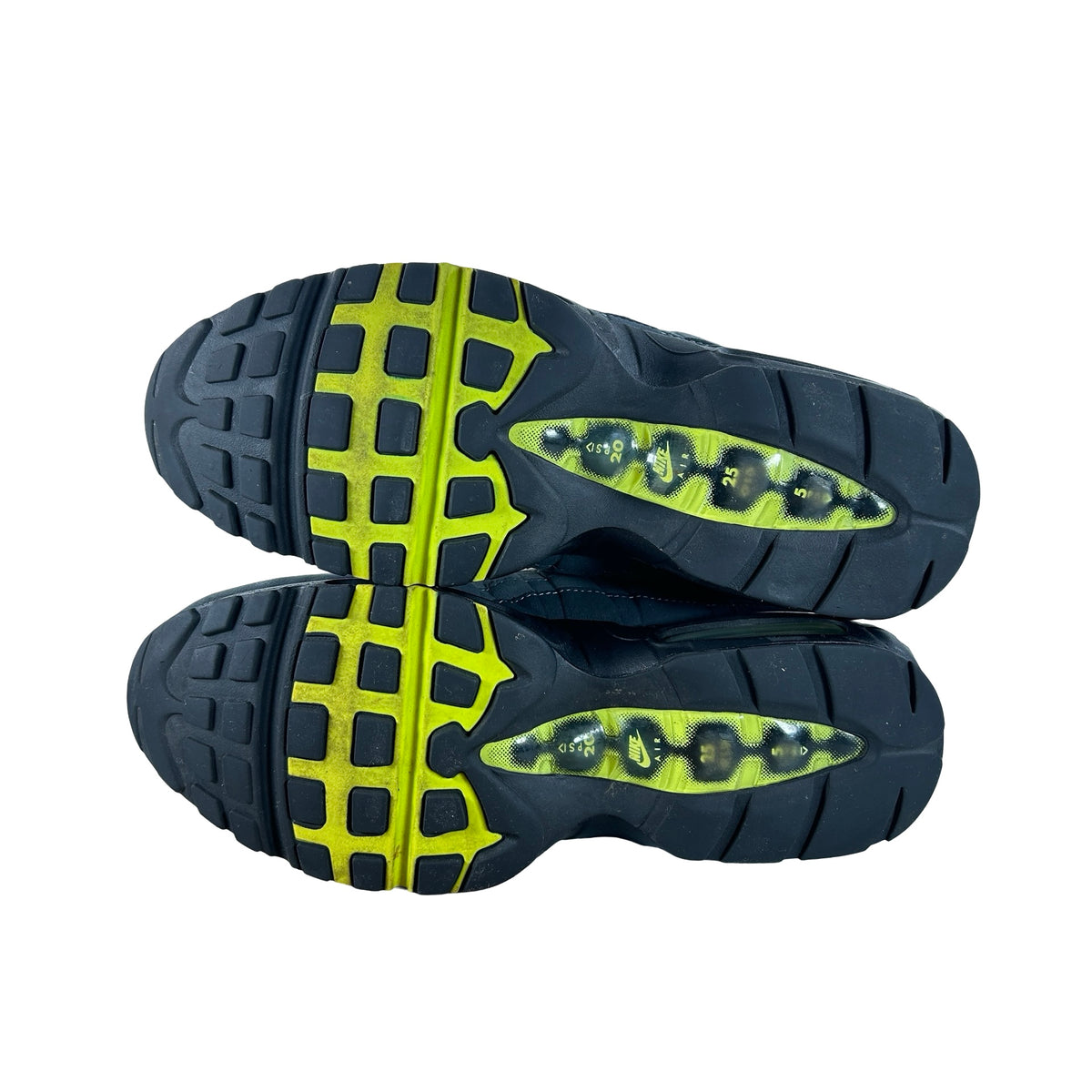 554970 071 Nike Air Max 95 OG Neon (2015) [USED] - 9.5 M (Used)