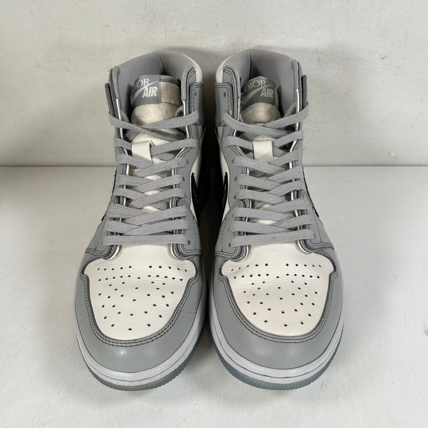 CN8607 002 Jordan 1 Retro High Dior [USED] - 8.5 M (Used)