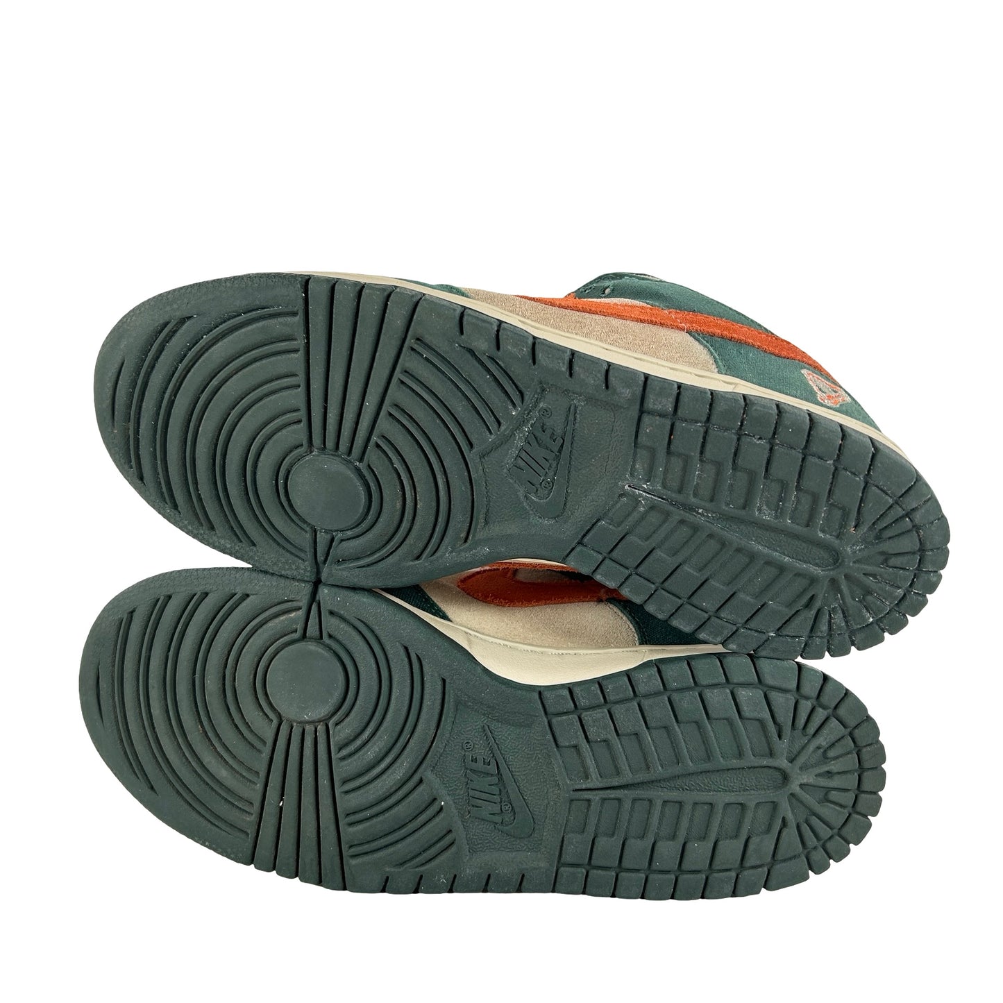 304292 185 Nike SB Dunk Low Eire [USED] - 7.5 M (Used)