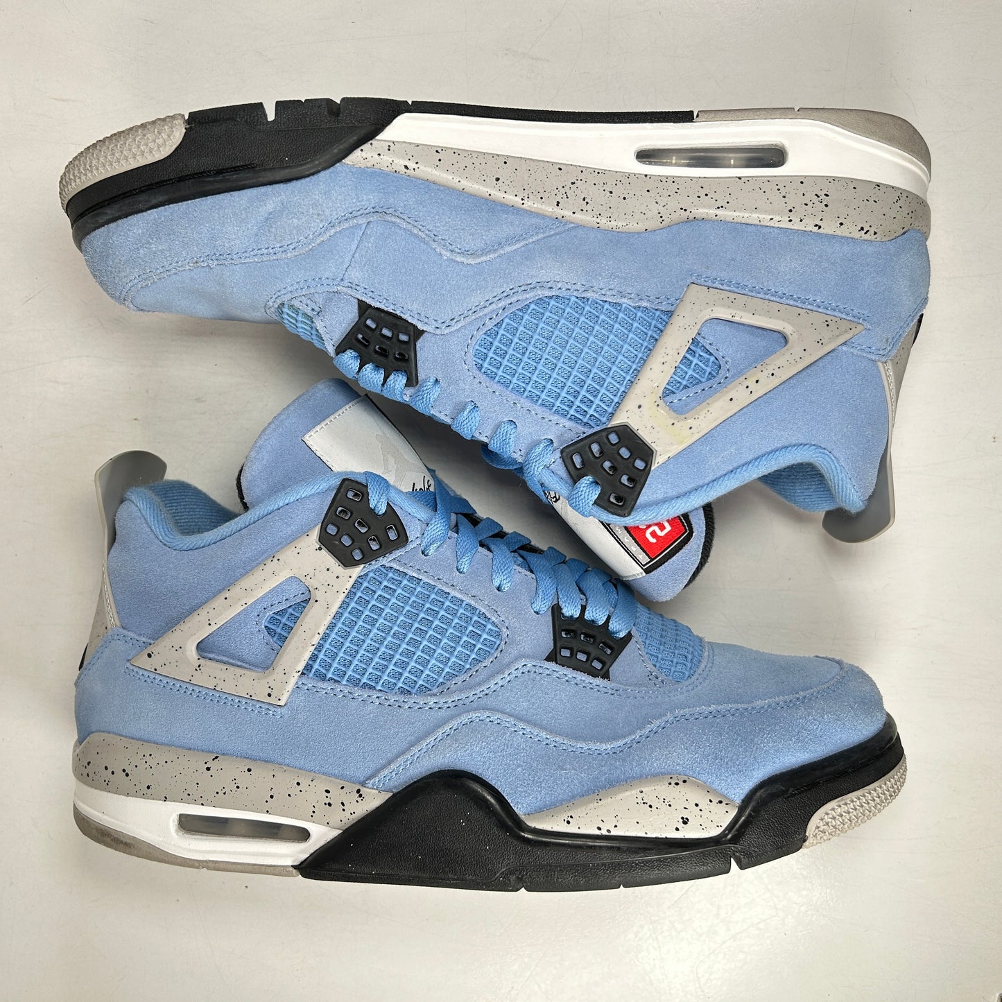 CT8527 400 Jordan 4 Retro University Blue [USED] - 10.5 M (Used3)