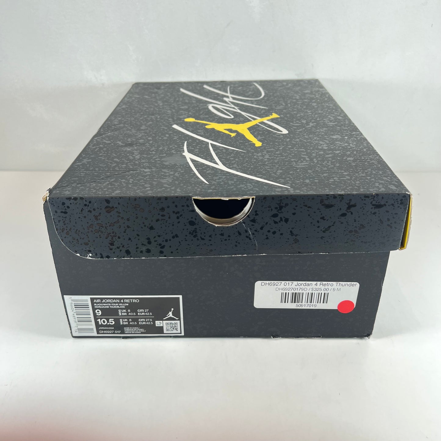 DH6927 017 Jordan 4 Retro Thunder [USED] - 9 M (Used)