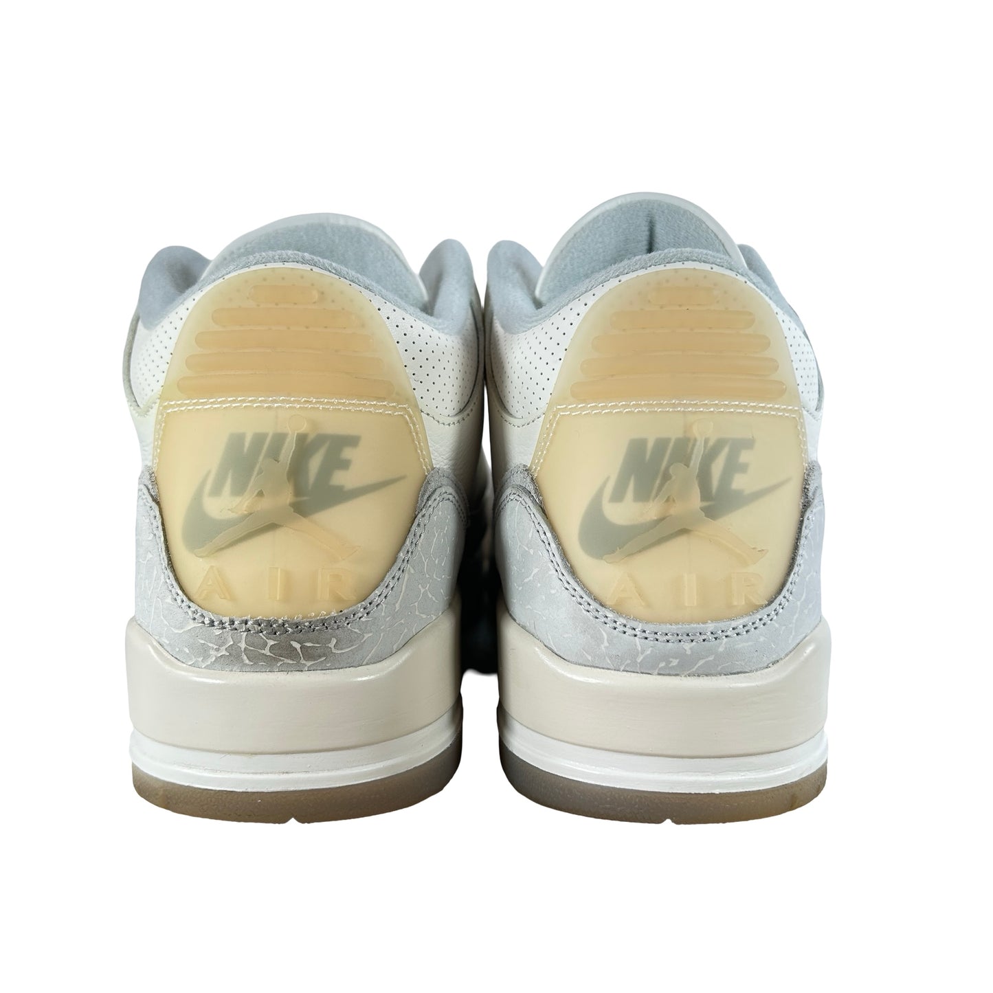 FJ9479 100 Jordan 3 Retro Craft Ivory [USED] - 13 M (Used)