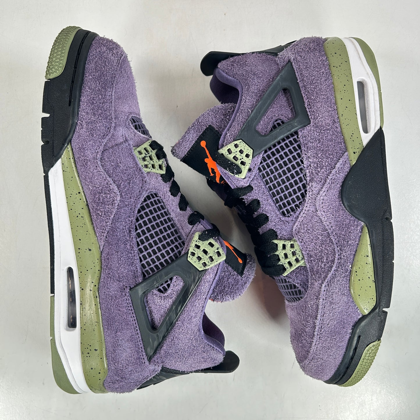 AQ9129 500 Jordan 4 Retro Canyon Purple [USED] - 10.5 W (Used)