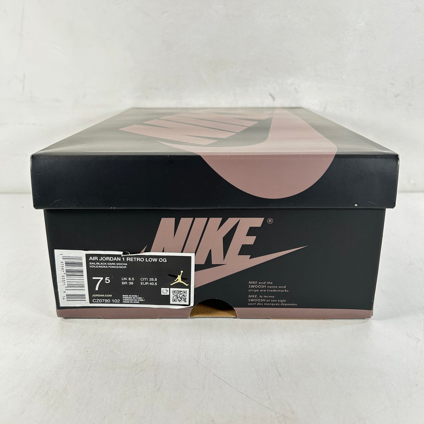 CZ0790 102 Jordan 1 Retro Low OG Mocha [USED] - 7.5 M (Used)