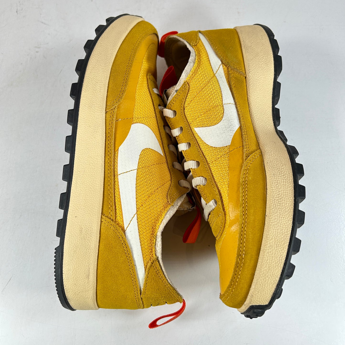 DA6672 700 NikeCraft GPS Tom Sachs Archive Dark Sulfur [USED] - 9.5 W (Used)