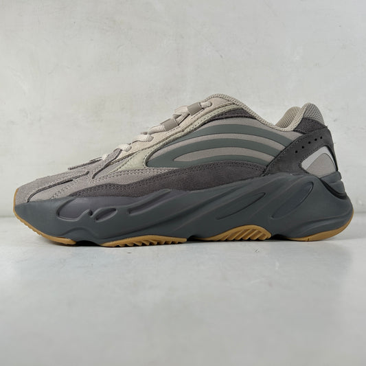 FU7914 Yeezy Boost 700 V2 Tephra [USED] - 8 M (VNDS)