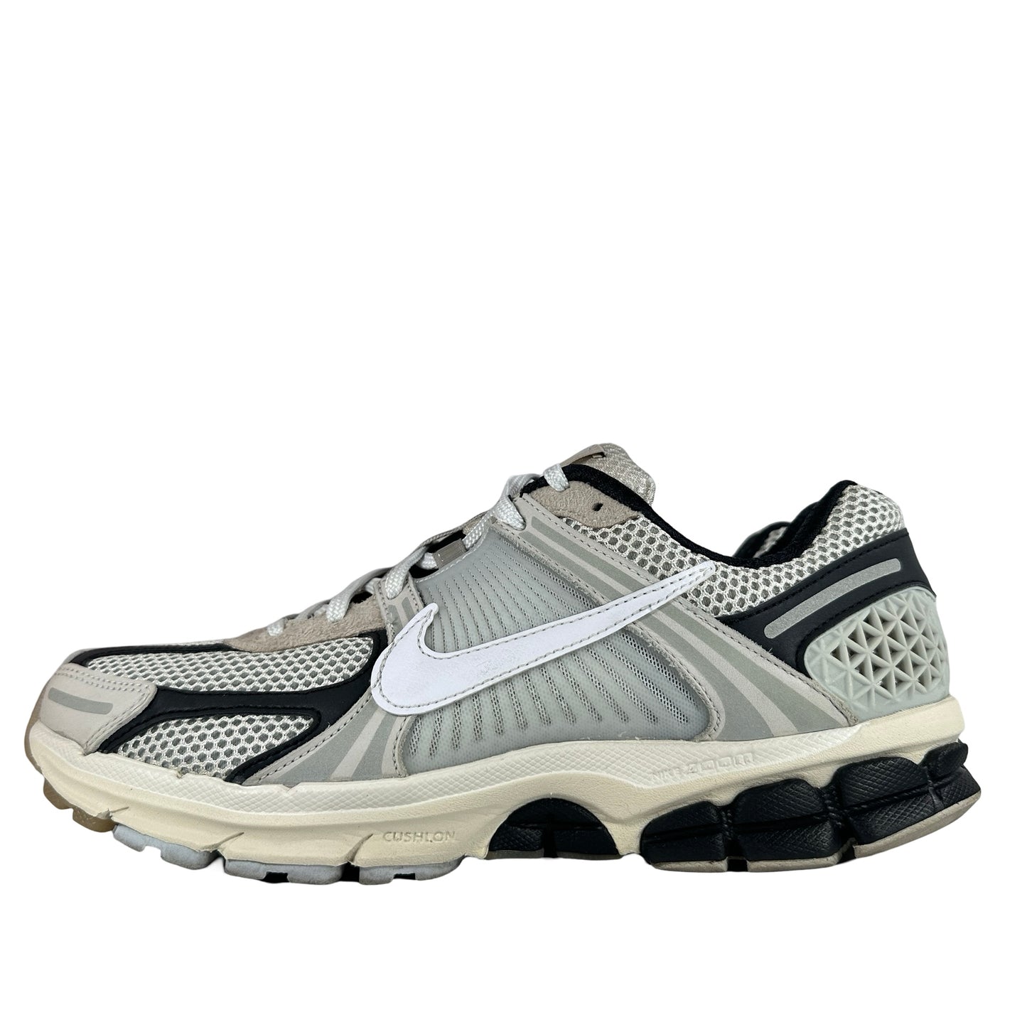 FN7649 110 Nike Zoom Vomero 5 Supersonic Light Bone Black [USED] - 9.5 M (Used)