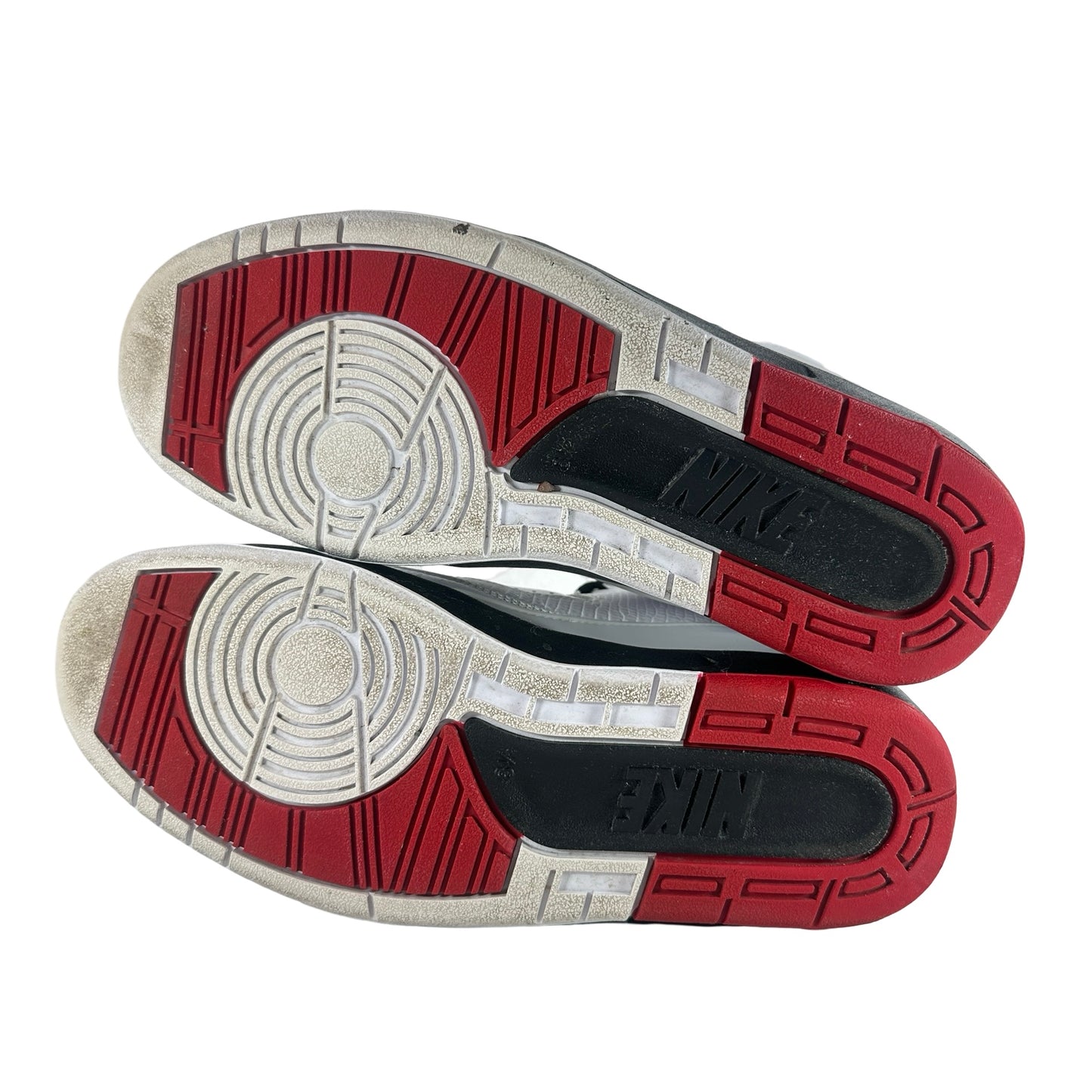 DX2454 106 Jordan 2 Retro OG Chicago (2022) [USED] - 8.5 M (Used2)
