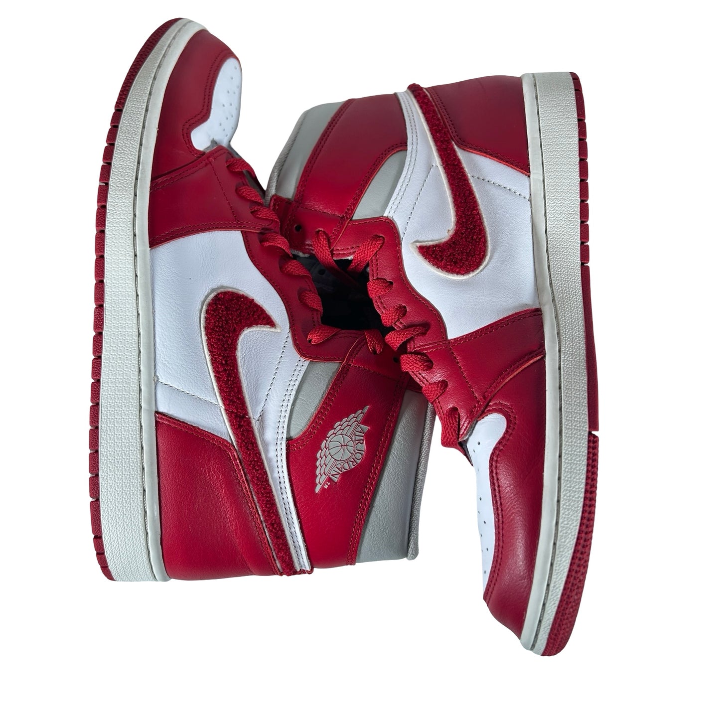 DJ4891 061 Jordan 1 Retro High OG Varsity Red (W) [USED] - 12 W (Used)