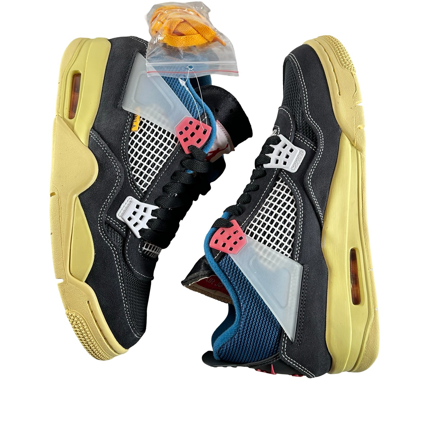 DC9533 001 Jordan 4 Union Off Noir [CONDITIONAL] - 8.5 M (Missing Paint Inner Left Midsole)