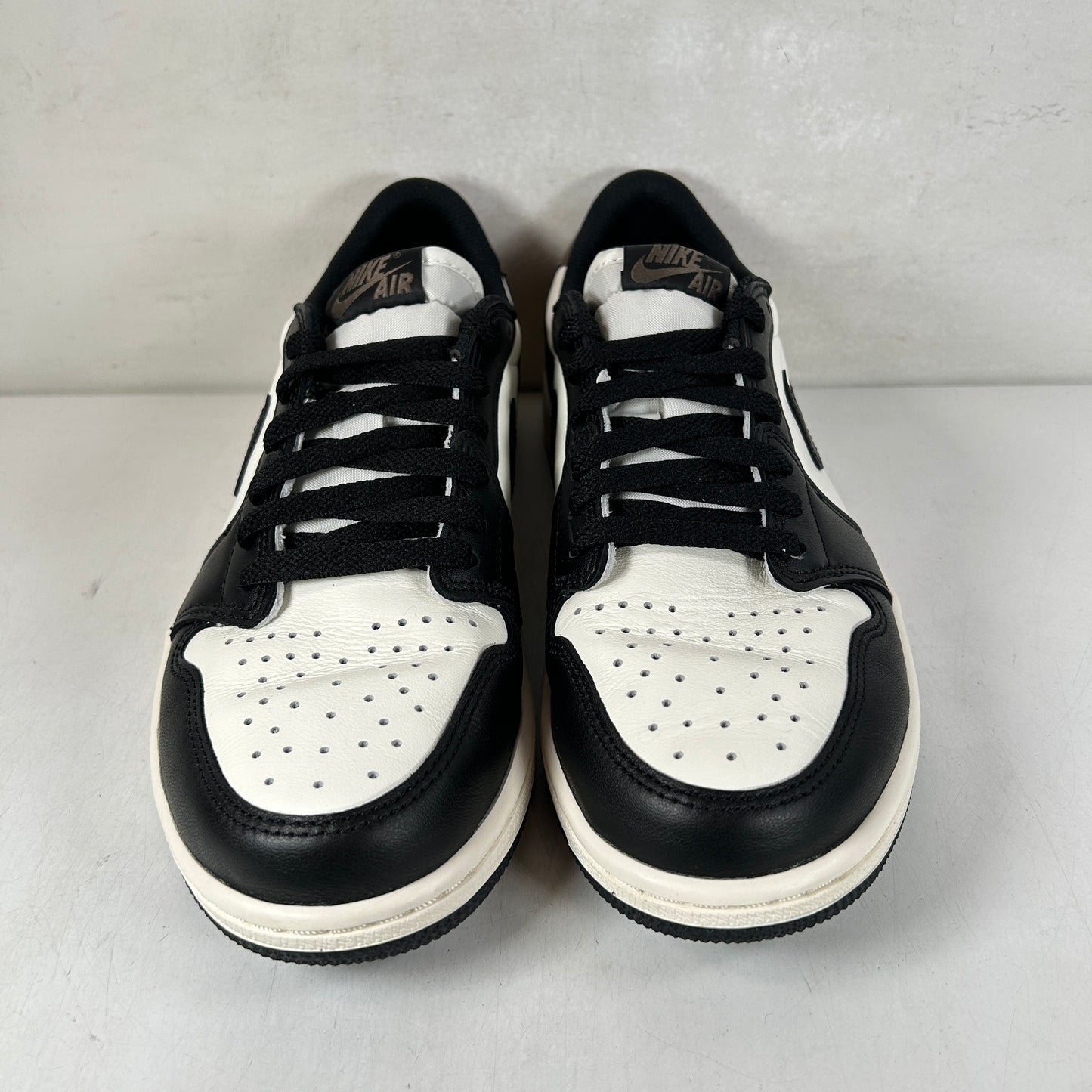 CZ0790 102 Jordan 1 Retro Low OG Mocha [USED] - 8.5 M (Used)