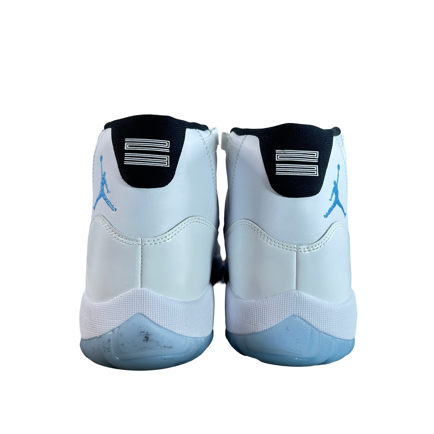 CT8012 104 Jordan 11 Retro Legend Blue (2024) [USED] - 9.5 M (Used17)