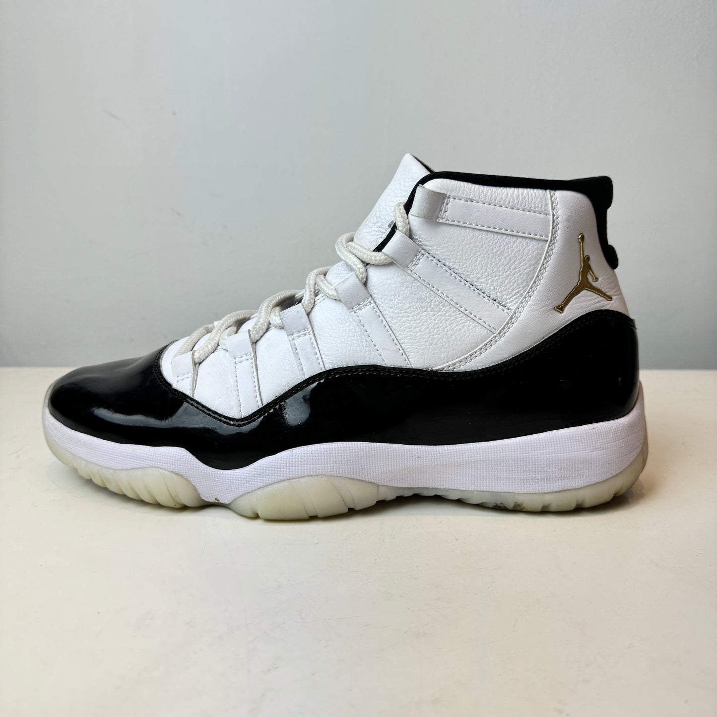 CT8012 170 Jordan 11 Retro DMP Defining Moments (2023) [USED] - 11.5 M (Used)