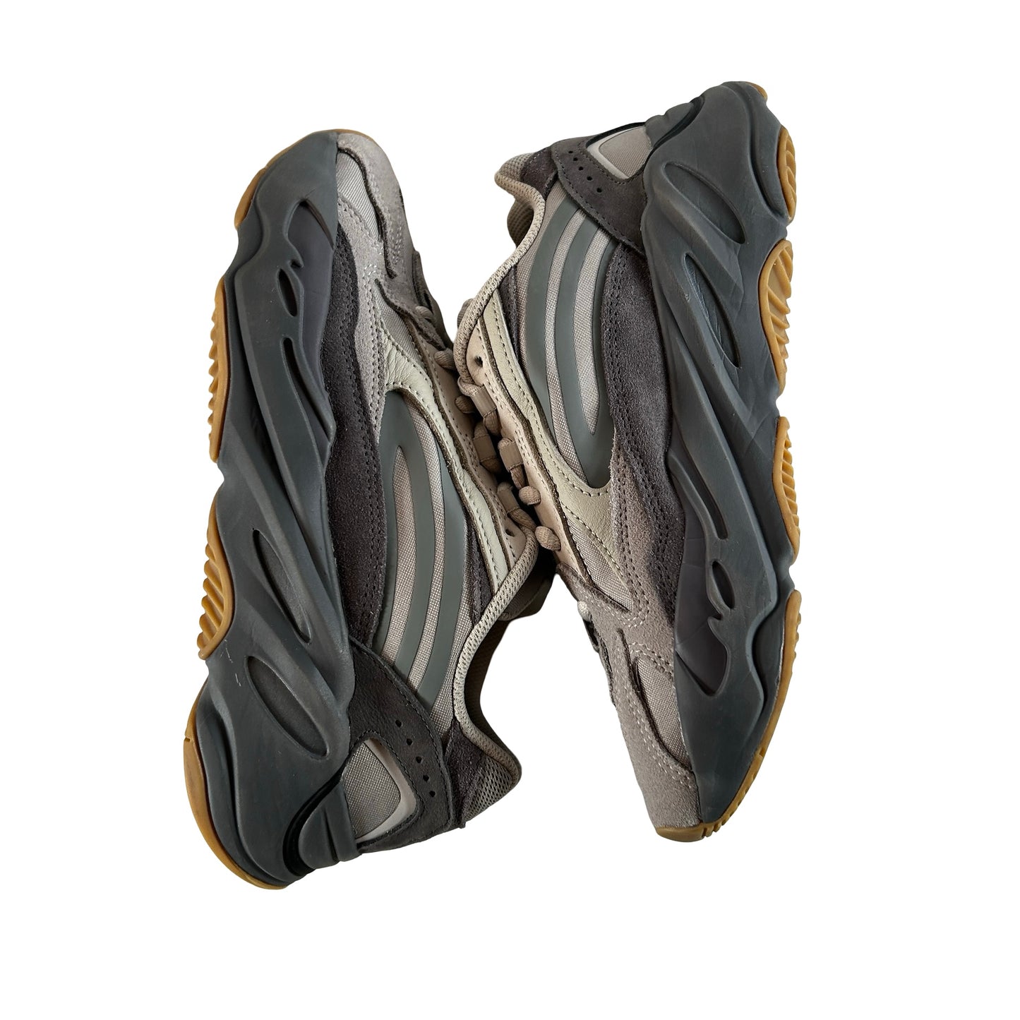 FU7914 Yeezy Boost 700 V2 Tephra [USED] - 5.5 M (Used)