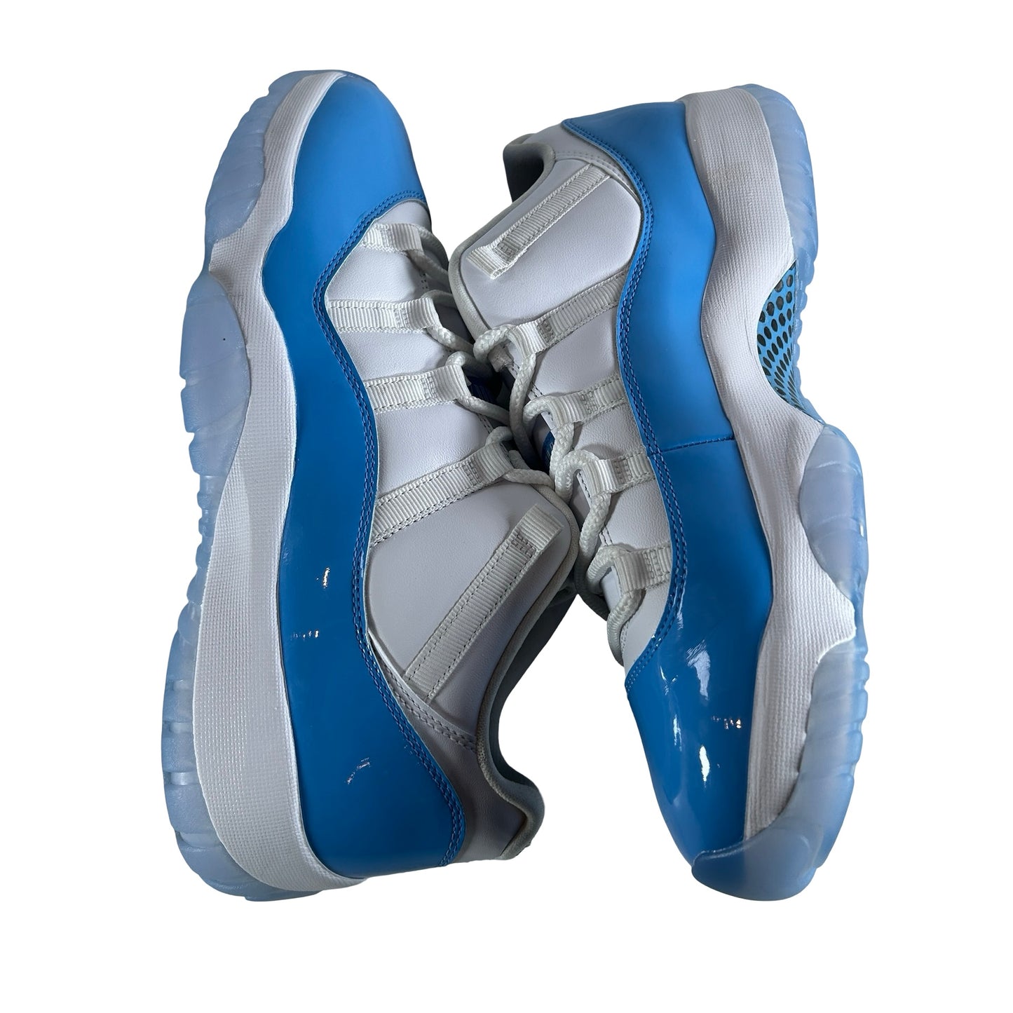 FV5104 100 Jordan 11 Retro Low University Blue (2026) [USED] - 11.5 M (Used)