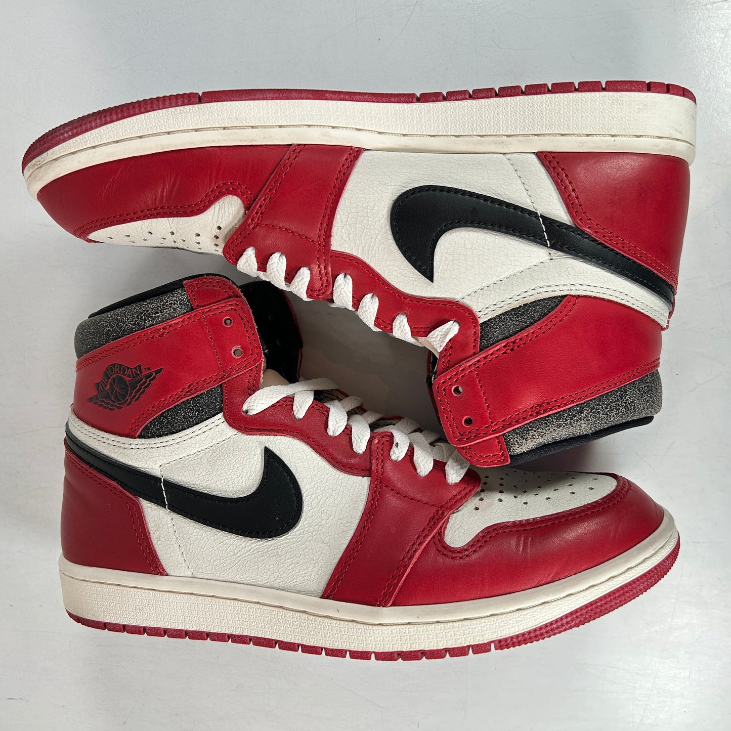 DZ5485 612 Jordan 1 Retro High OG Chicago Lost and Found [USED] - 8.5 M (Used4)