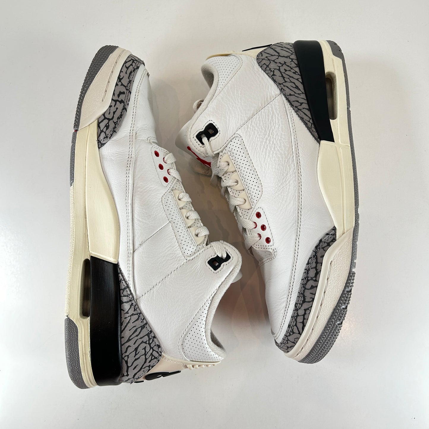 DN3707 100 Jordan 3 Retro White Cement Reimagined [USED] - 9.5 M (Used4)