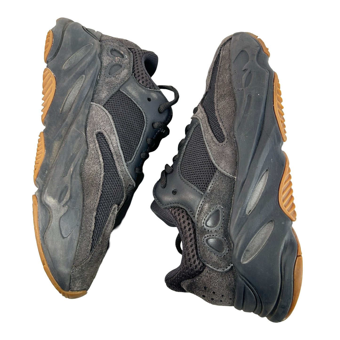 FV5304 adidas Yeezy Boost 700 Utility Black (2019/2023) [USED] - 6 M (Used)