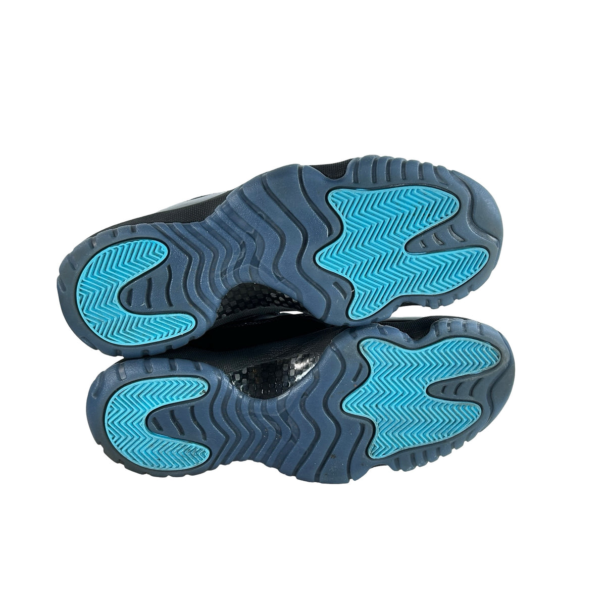 CT8012 047 Jordan 11 Retro Gamma Blue (2025) [USED] - 9.5 M (Used17)