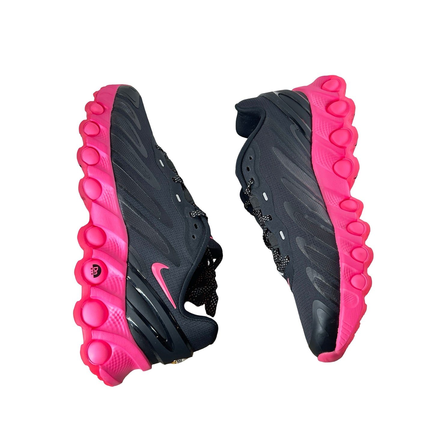 IH0154 001 Nike Air Max Dn8 Black Hyper Pink (Friends & Family) [USED] - 10 M (Used)