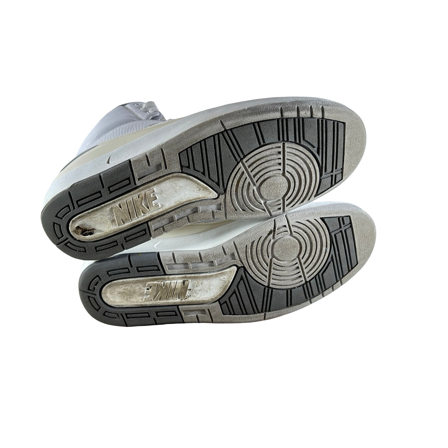 DR8884 100 Jordan 2 Retro Cement Grey [USED] - 8.5 M (Used) (Replace Box)