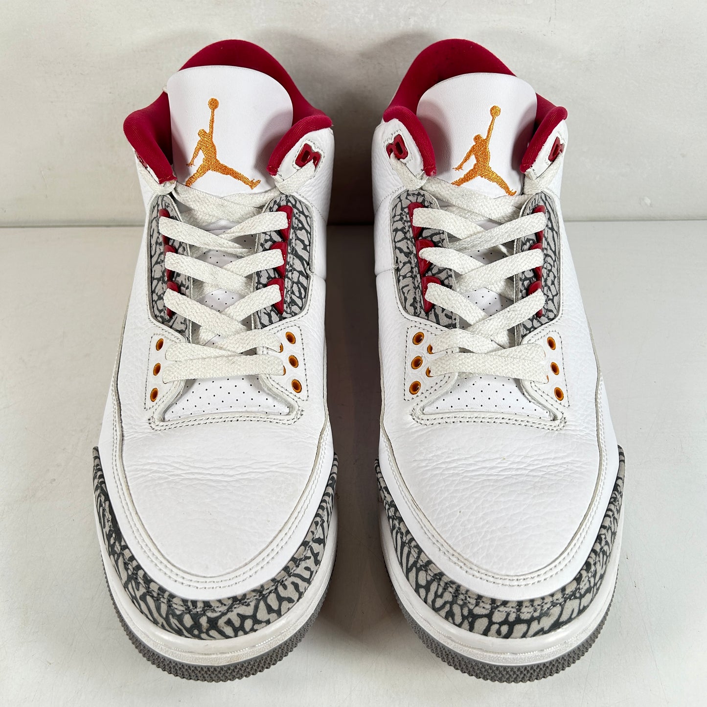 CT8532 126 Jordan 3 Retro Cardinal Red [USED] - 11 M (Used)