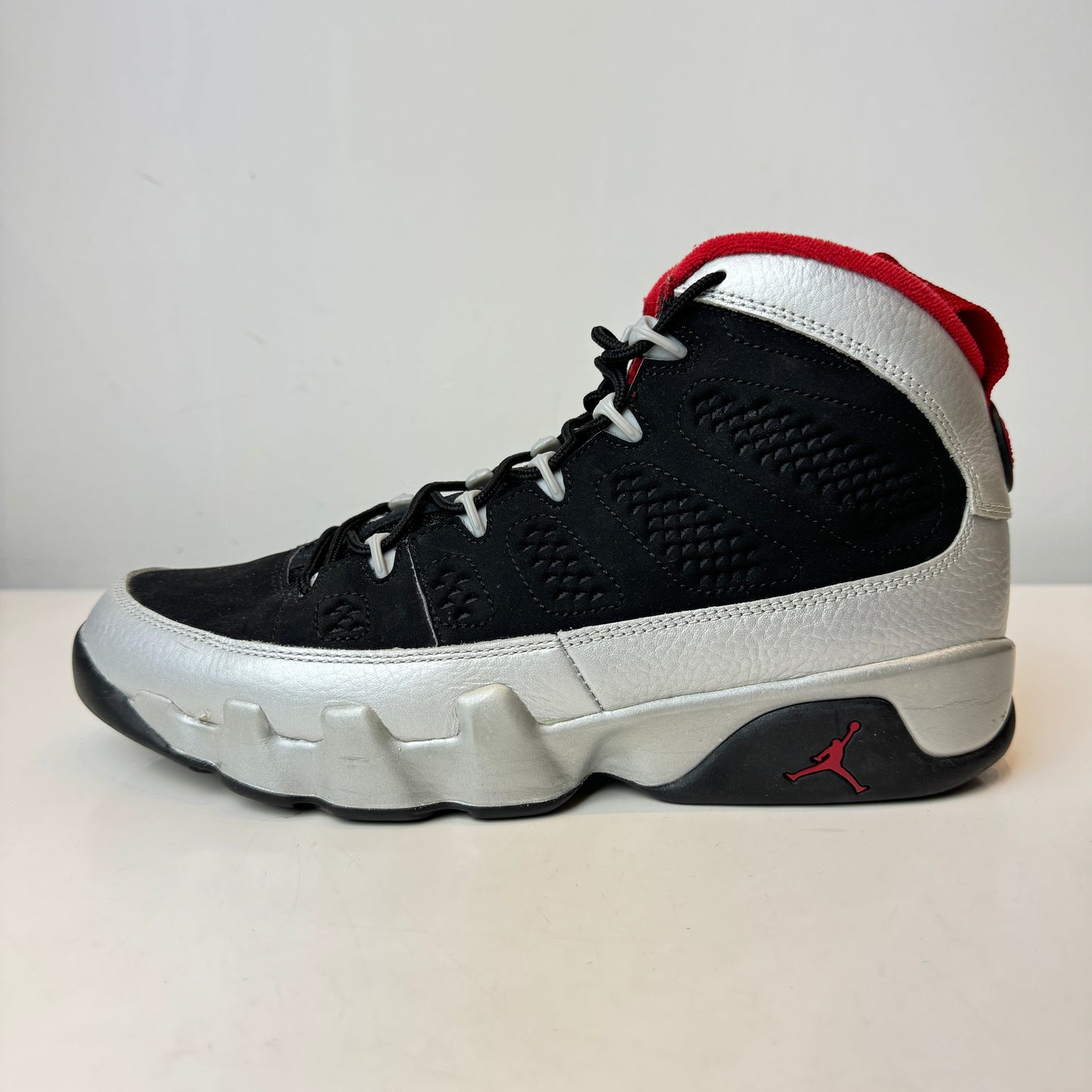 302370 012 Jordan 9 Retro Johnny Kilroy [USED] - 9 M (Used) (No Box)