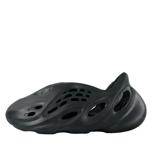 HP8739 Adidas Yeezy Foam RNR Onyx [USED] - 8 M (Used3)