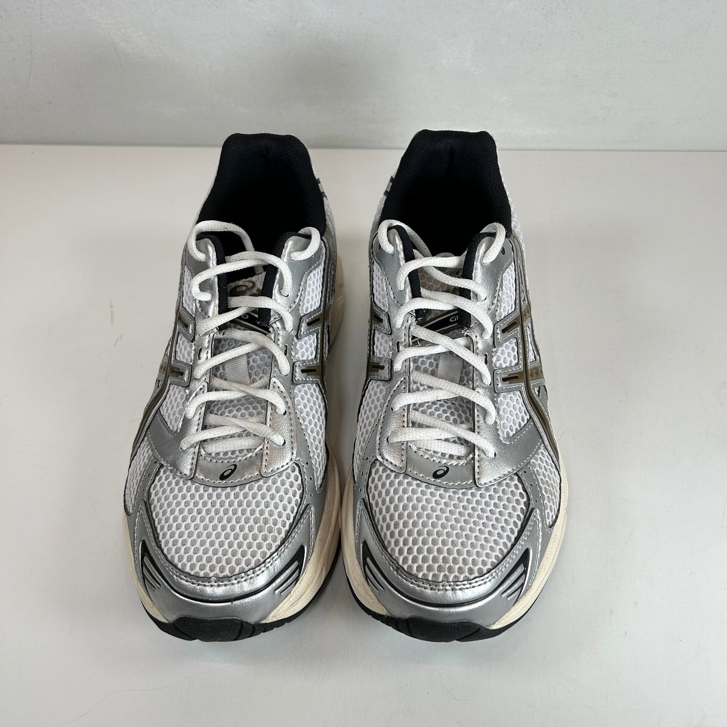 1201A256 113 ASICS Gel-1130 White Clay Canyon [USED] - 9 M (Used)