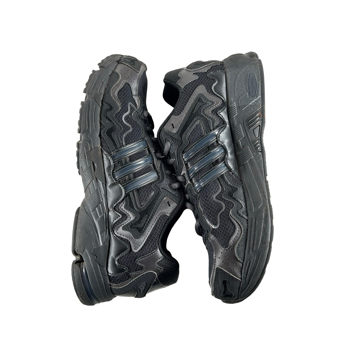 ID0805 adidas Response CL Bad Bunny Triple Black [USED] - 10 M (Used3)