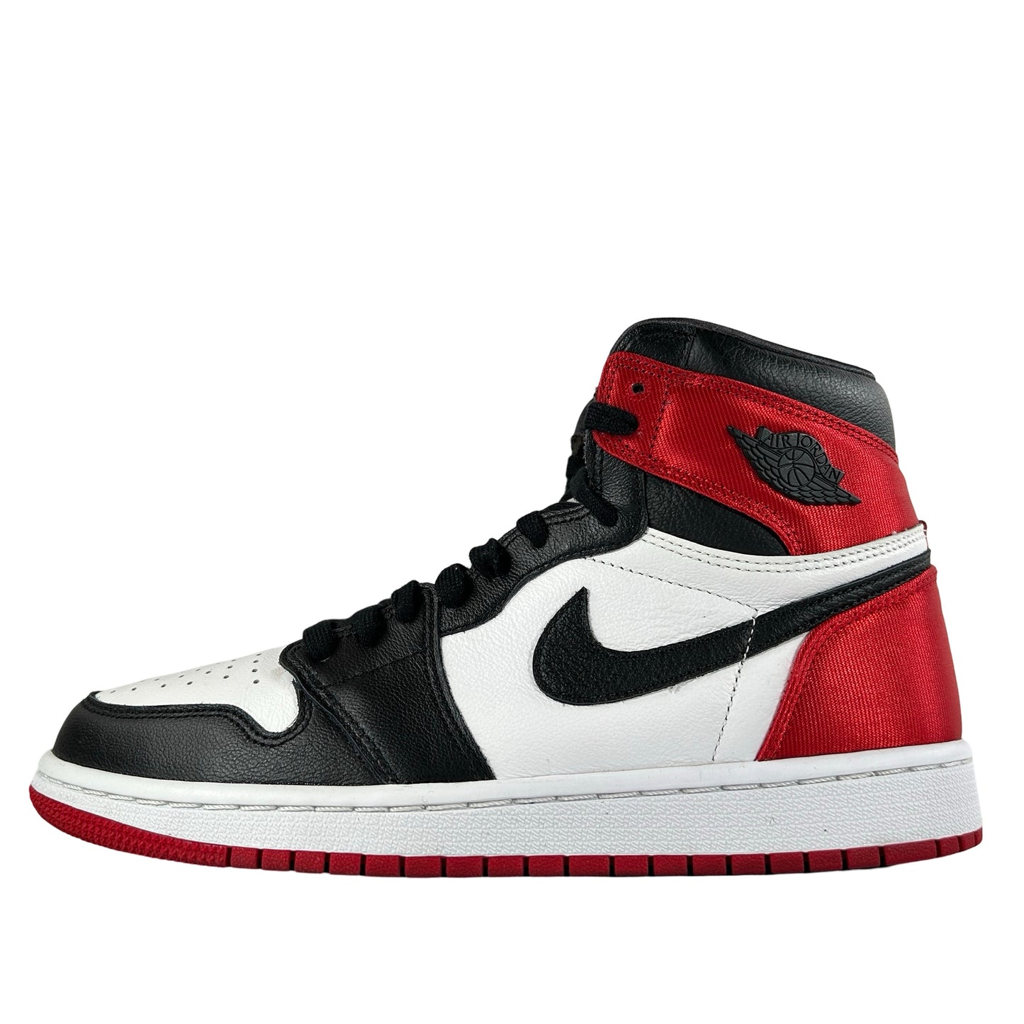 CD0461 016 Jordan 1 Retro High Satin Black Toe (Women's) [USED] - 9 W (Used2)