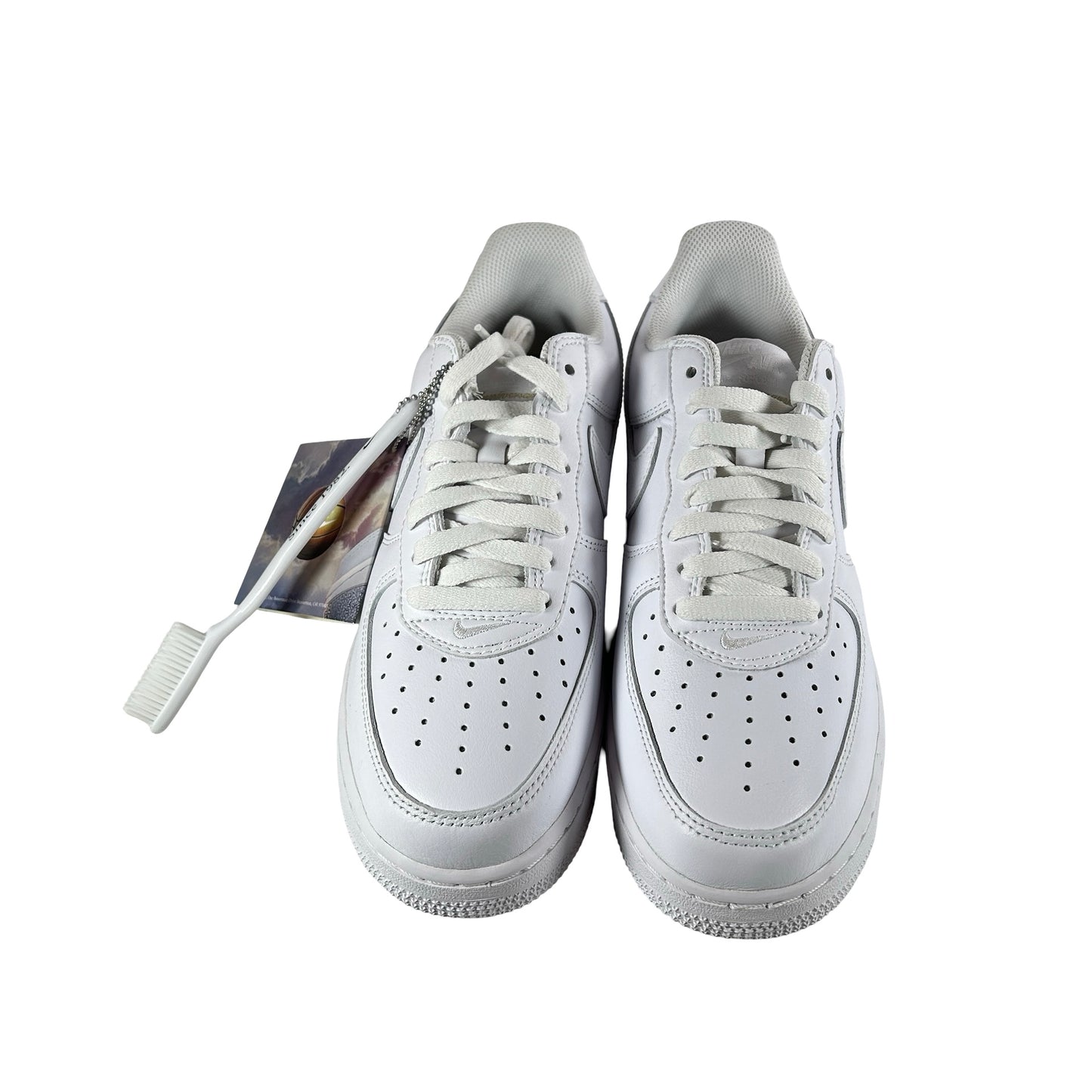 DJ3911 100 Nike Air Force 1 '07 Low Color of the Month Triple White [CONDITIONAL] - 8 M (Scratch Inner Right Panel)