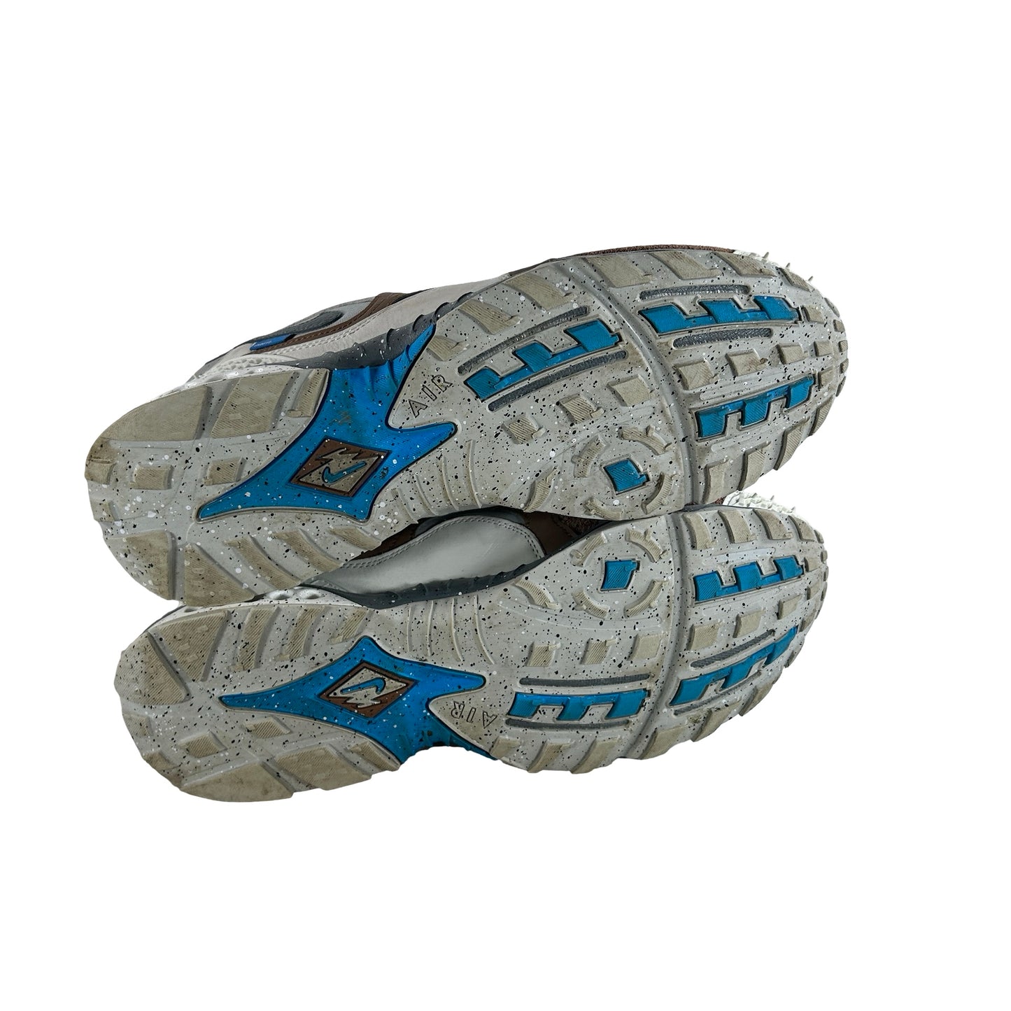 FN7546 200 Nike Air Terra Humara Undefeated Archaeo Brown [USED] - 14 M (Used)