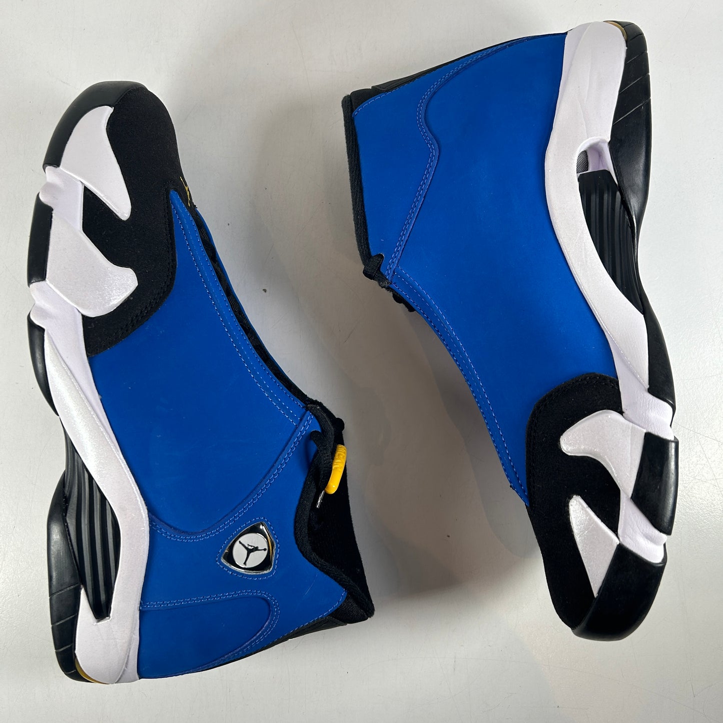 487471 407 Jordan 14 Retro Laney [USED] - 10 M (Used)