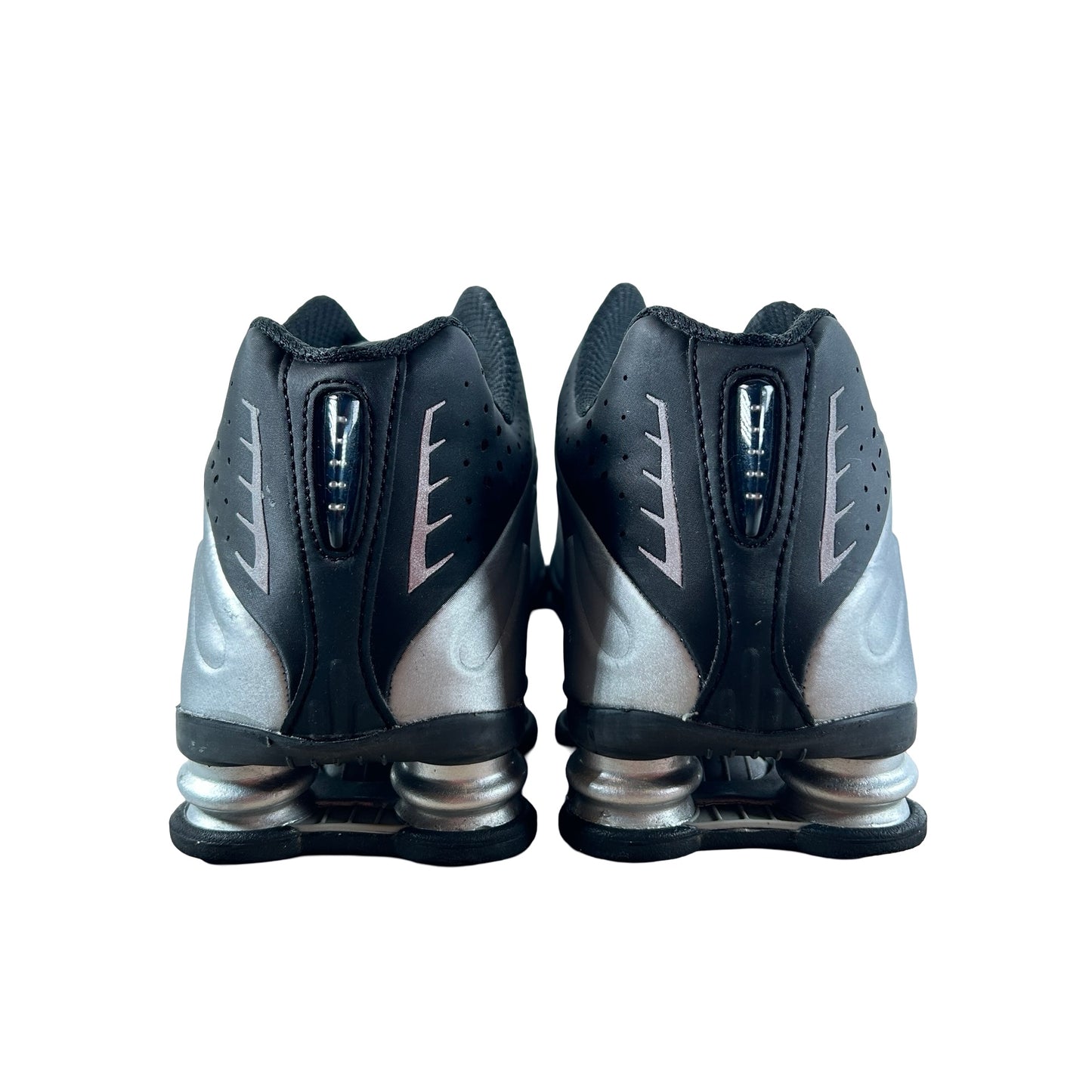 HQ1988 007 Nike Shox R4 Metallic Silver Black [USED] - 10.5 M (Used) (Replace Box)