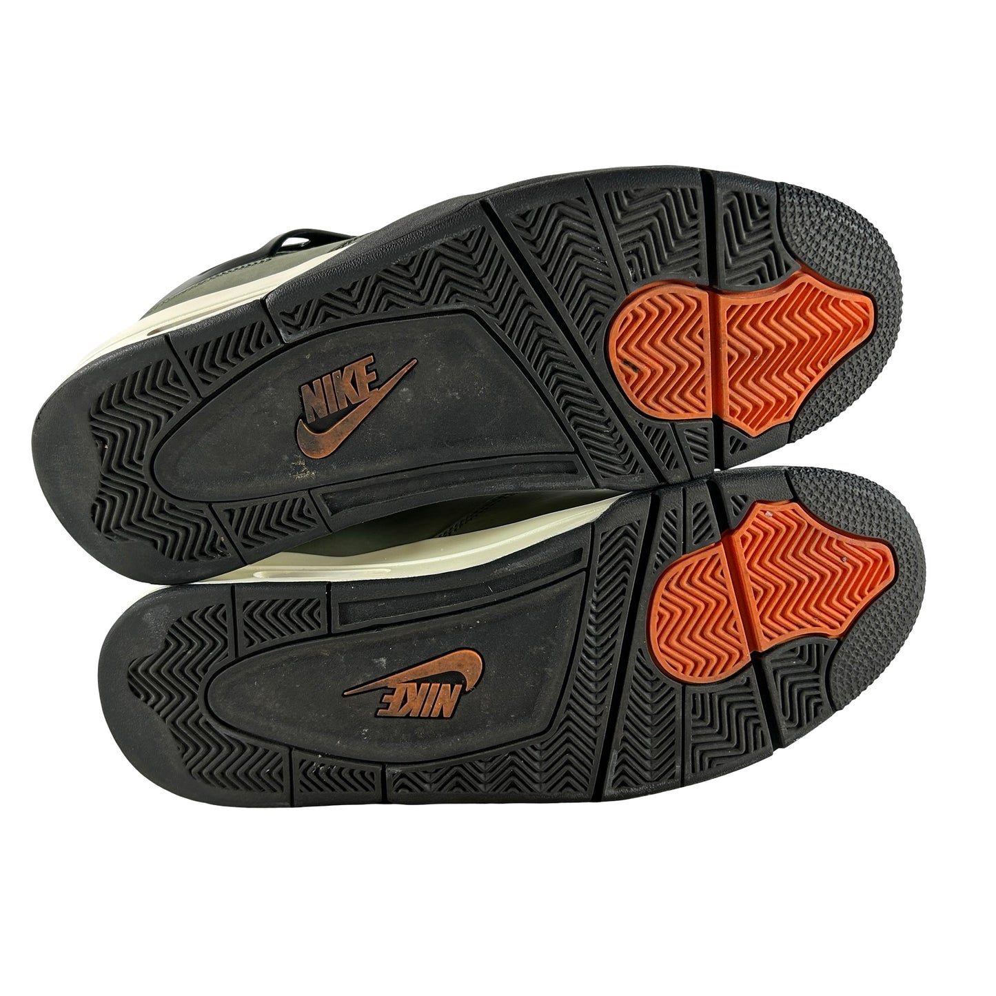 IB1519 200 Jordan 4 Retro OG SP Undefeated (2025) [USED] - 11.5 M (Used3)