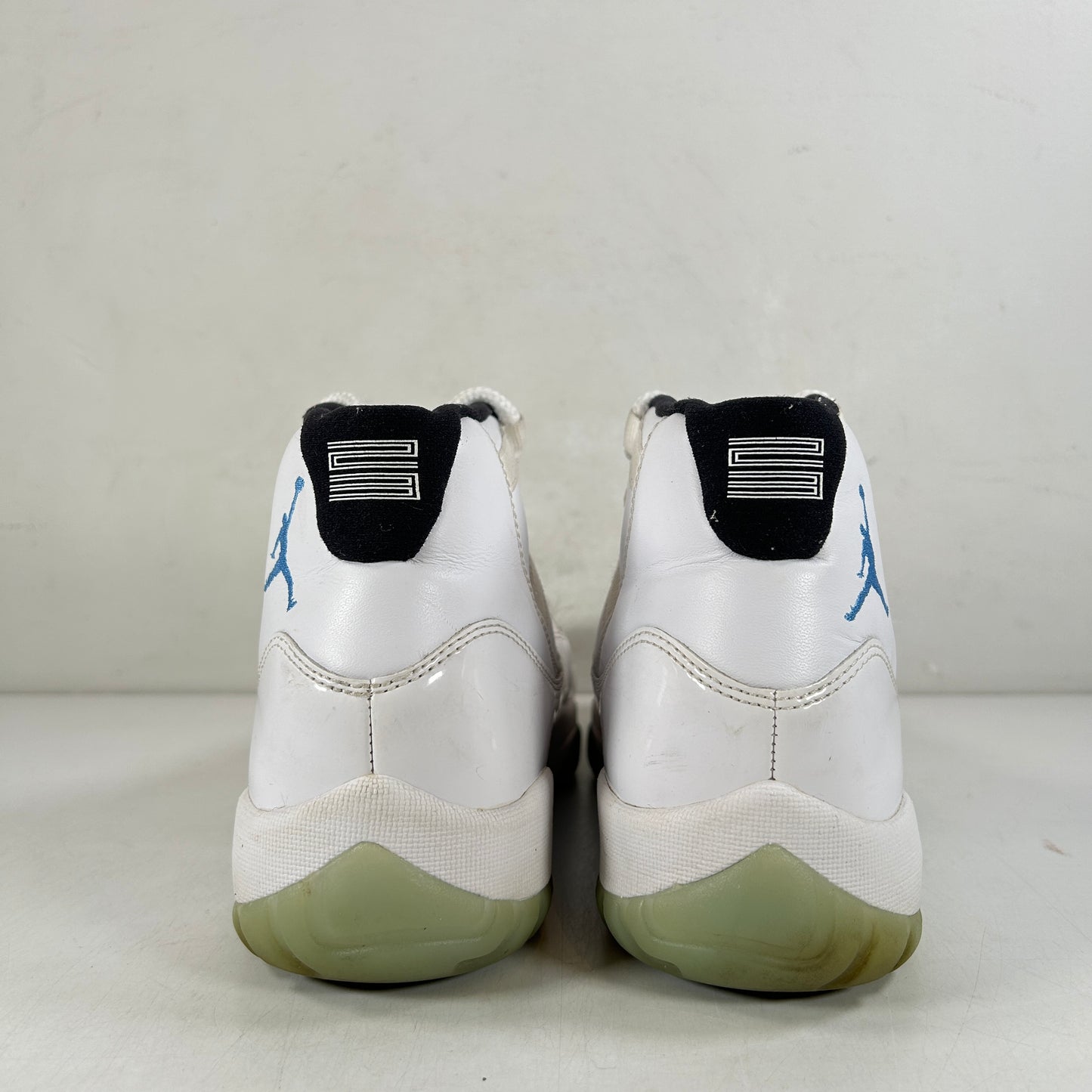 378037 117 Jordan 11 Retro Legend Blue (2014) [USED] - 9.5 M (Used2)