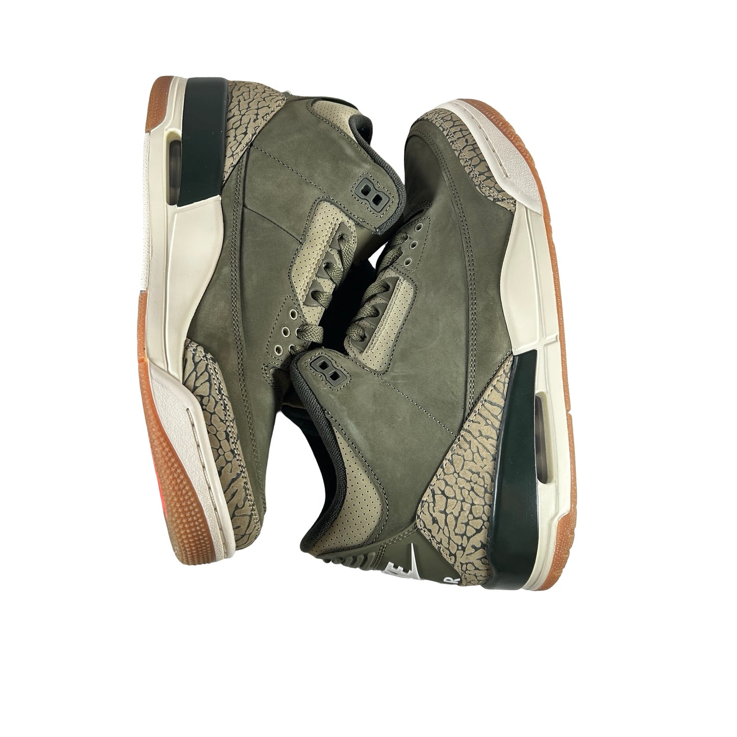 DN3707 202 Jordan 3 Retro Family Affair [USED] - 9.5 M (Used)