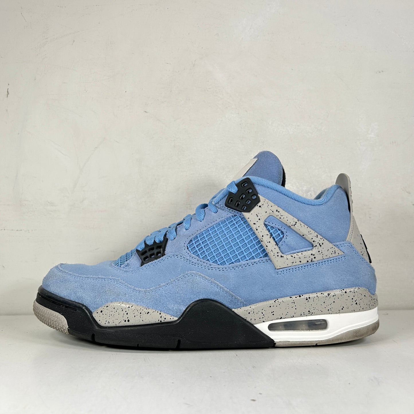 CT8527 400 Jordan 4 Retro University Blue [USED] - 10.5 M (Used3)