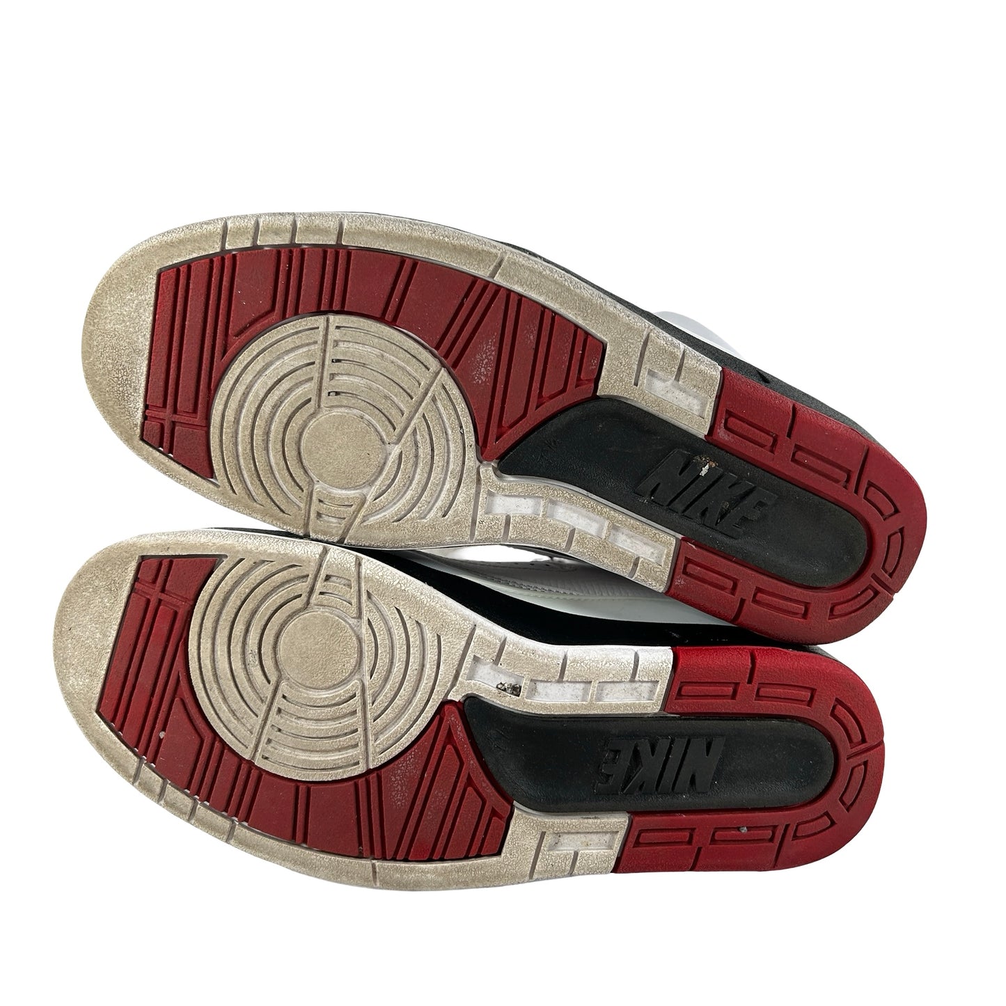 DX4400 106 Jordan 2 Retro OG Chicago (2022) (Women's) [USED] - 9 W (Used)