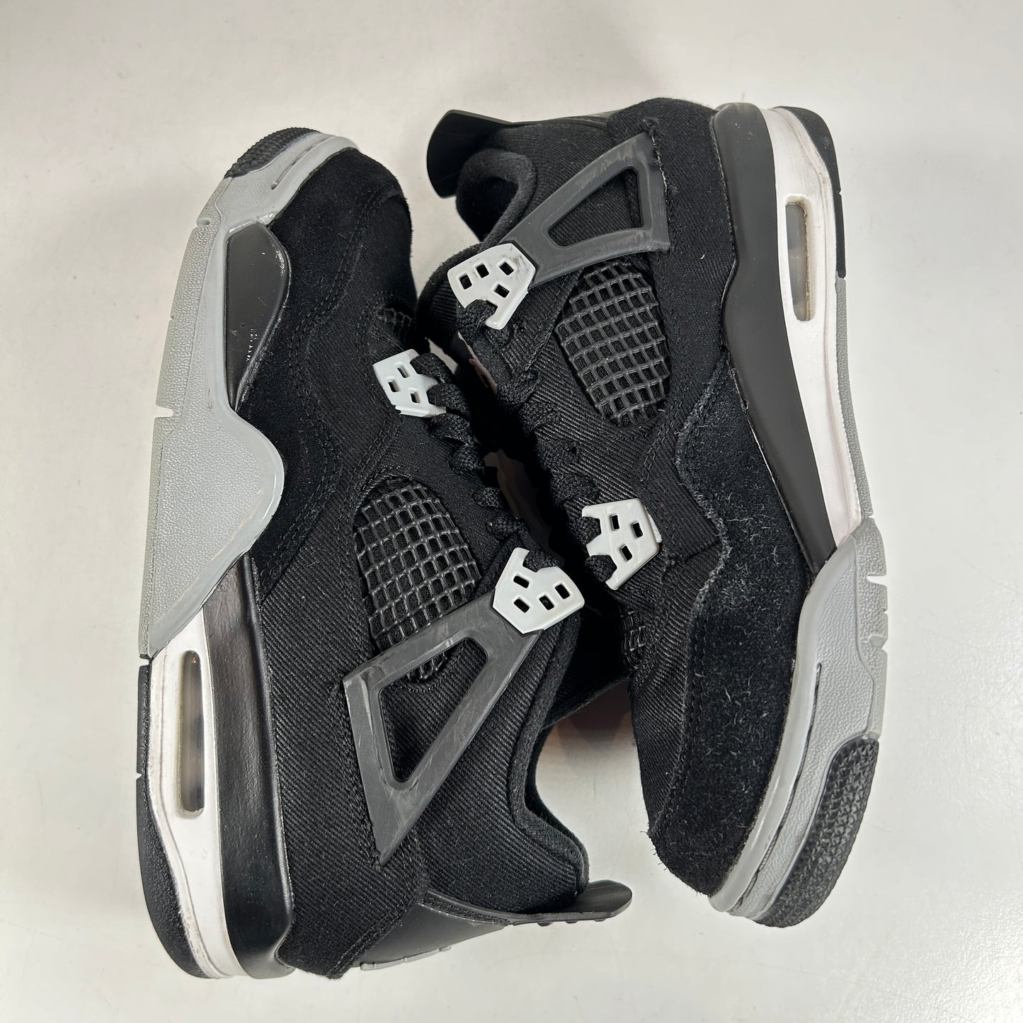 DV0553 006 Jordan 4 Retro Black Canvas GS [USED] - 7 Y (Used)
