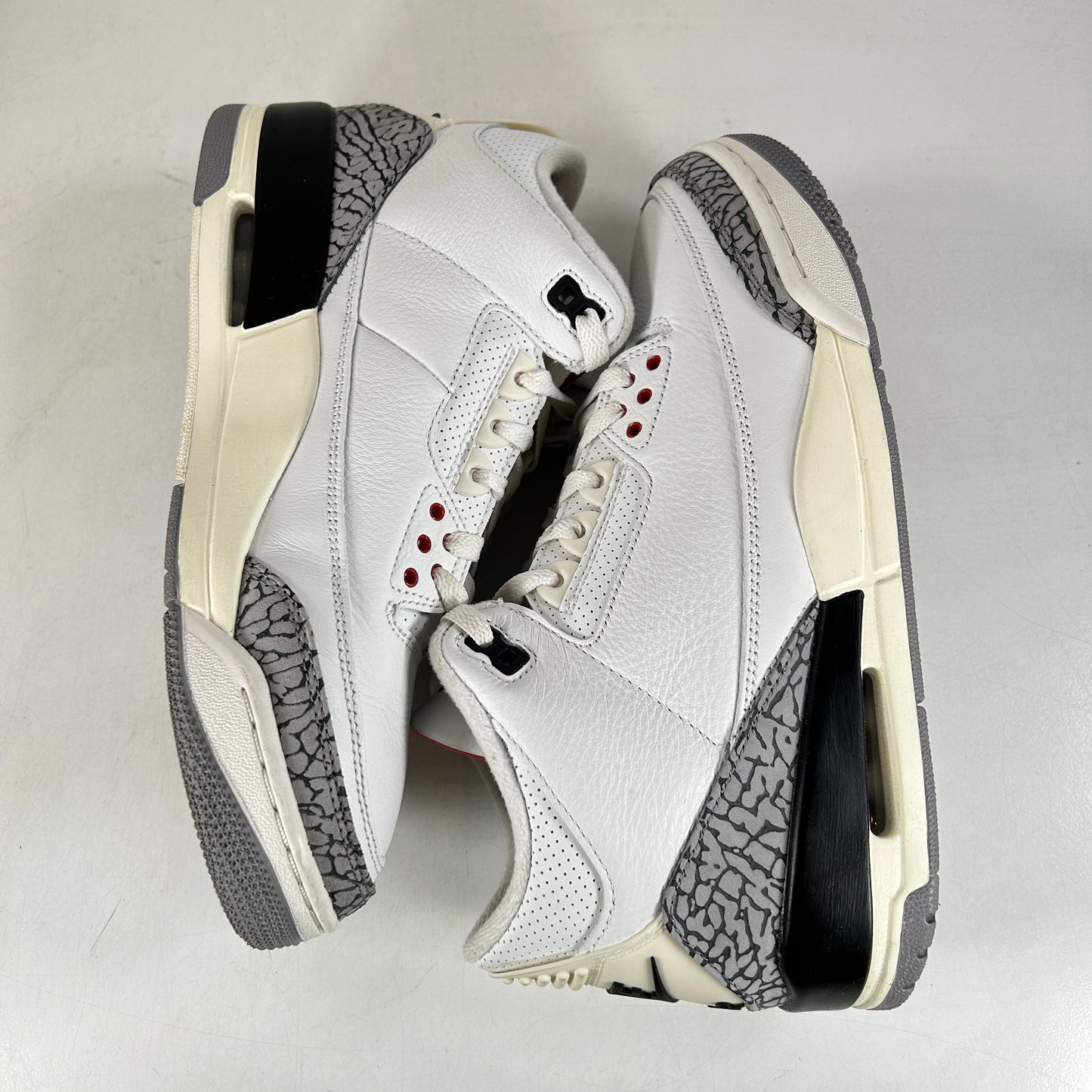 DN3707 100 Jordan 3 Retro White Cement Reimagined [USED] - 9 M (Used6)