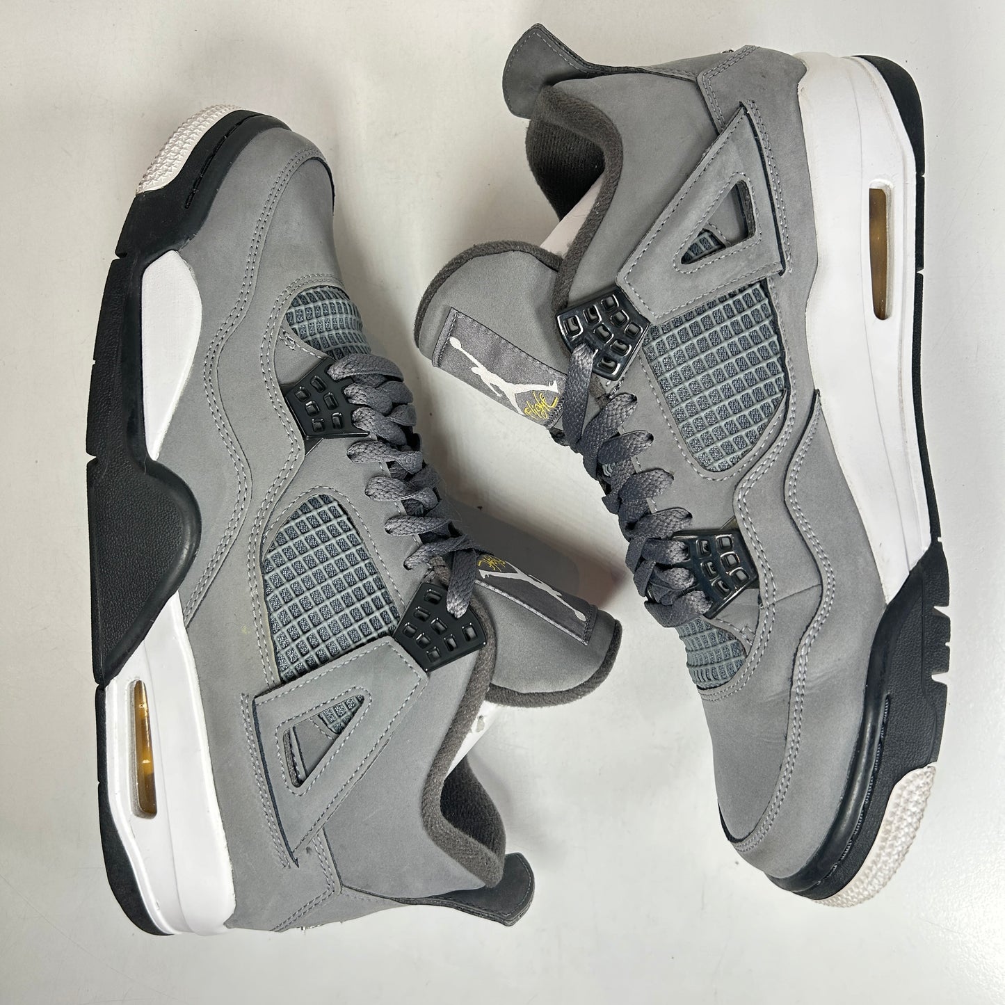 308497 007 Jordan 4 Retro Cool Grey (2019) [USED] - 9.5 M (Used) (No Box)