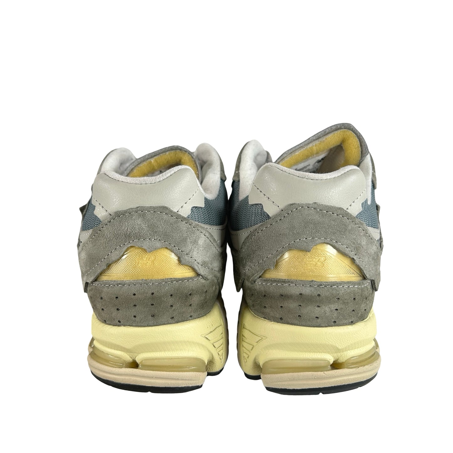 M2002RDD New Balance 2002R Protection Pack Mirage Grey [USED] - 8 M (Used)