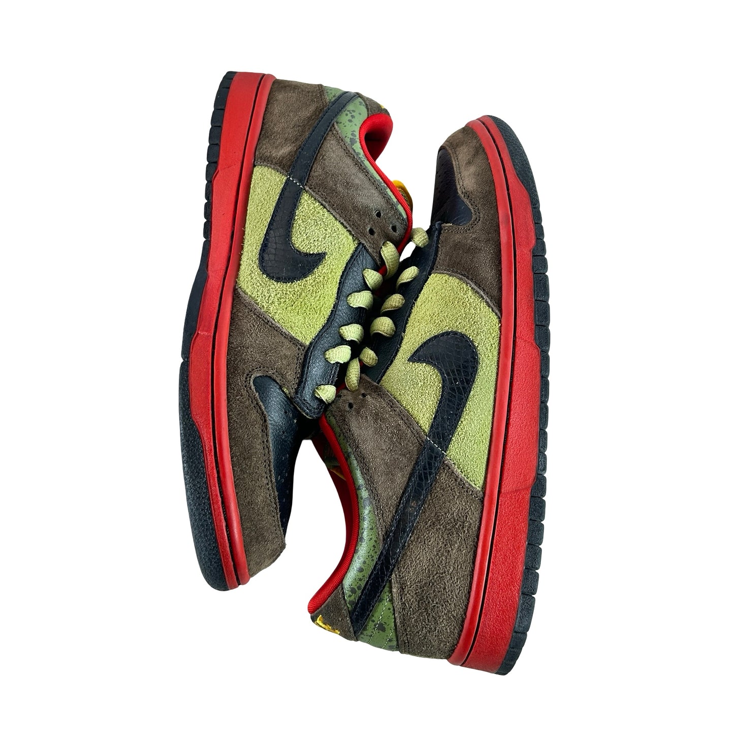 313170 302 Nike SB Dunk Low Asparagus [USED - 10.5 M (Used)