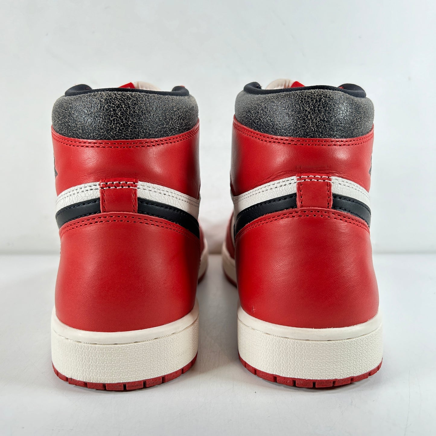 DZ5485 612 Jordan 1 Retro High OG Chicago Lost And Found [USED] - 12 M (Used2)