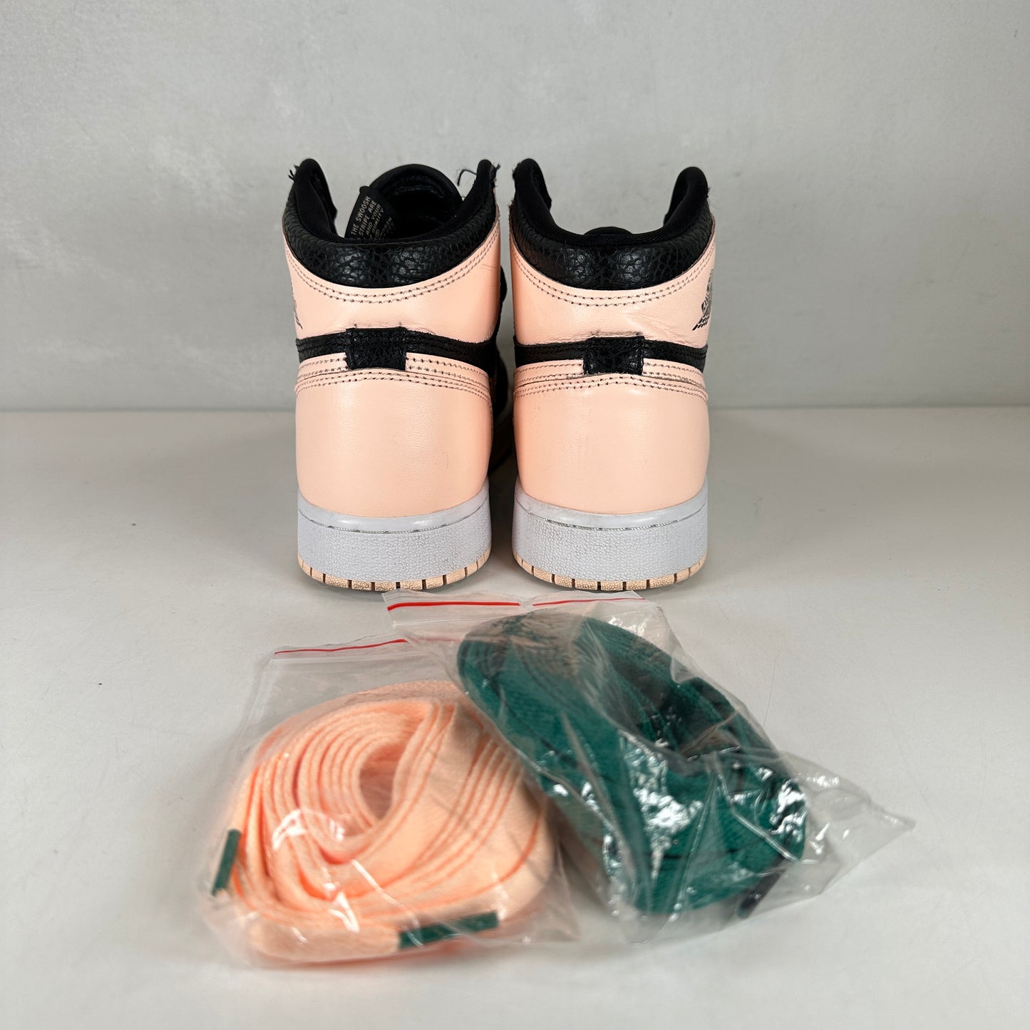 575441 081 Jordan 1 Retro High Black Crimson Tint [USED] - 4.5 Y (Used)
