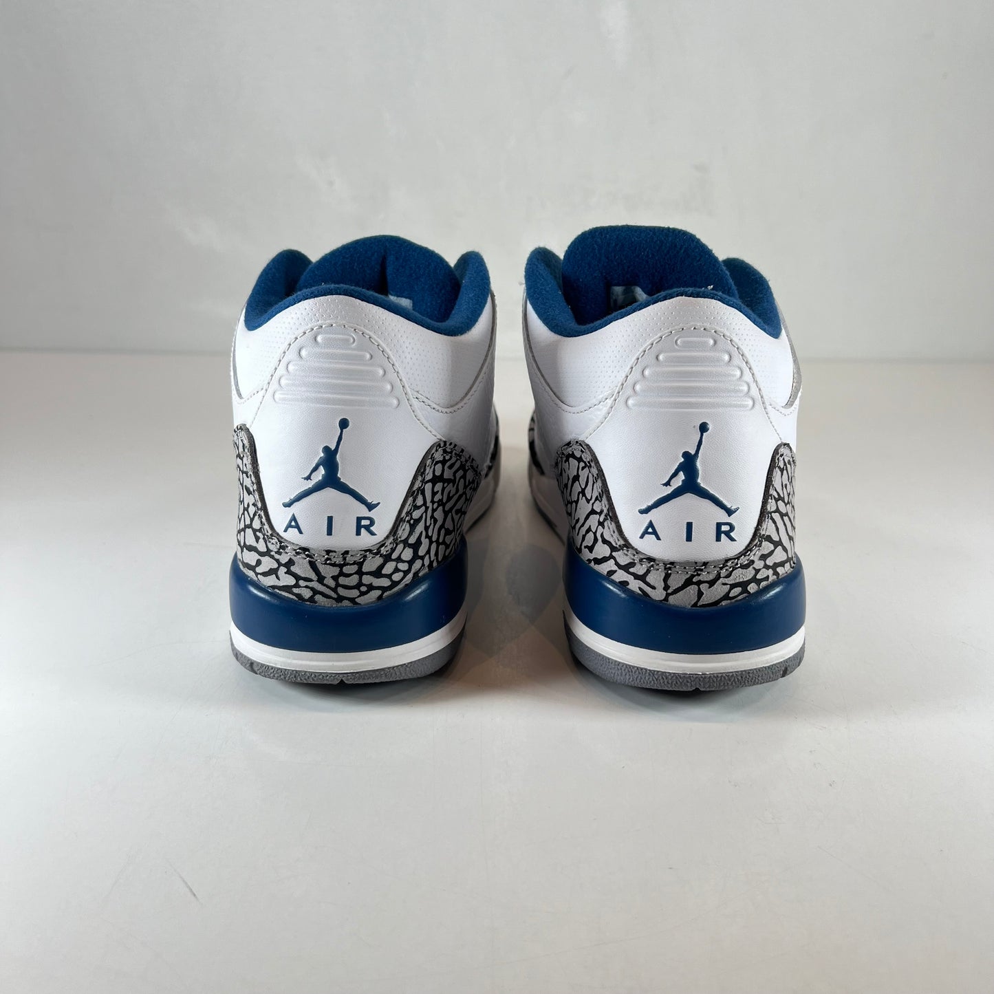 398614 104 Jordan 3 Retro True Blue (2011) (GS) [USED] - 5.5 Y (Used)
