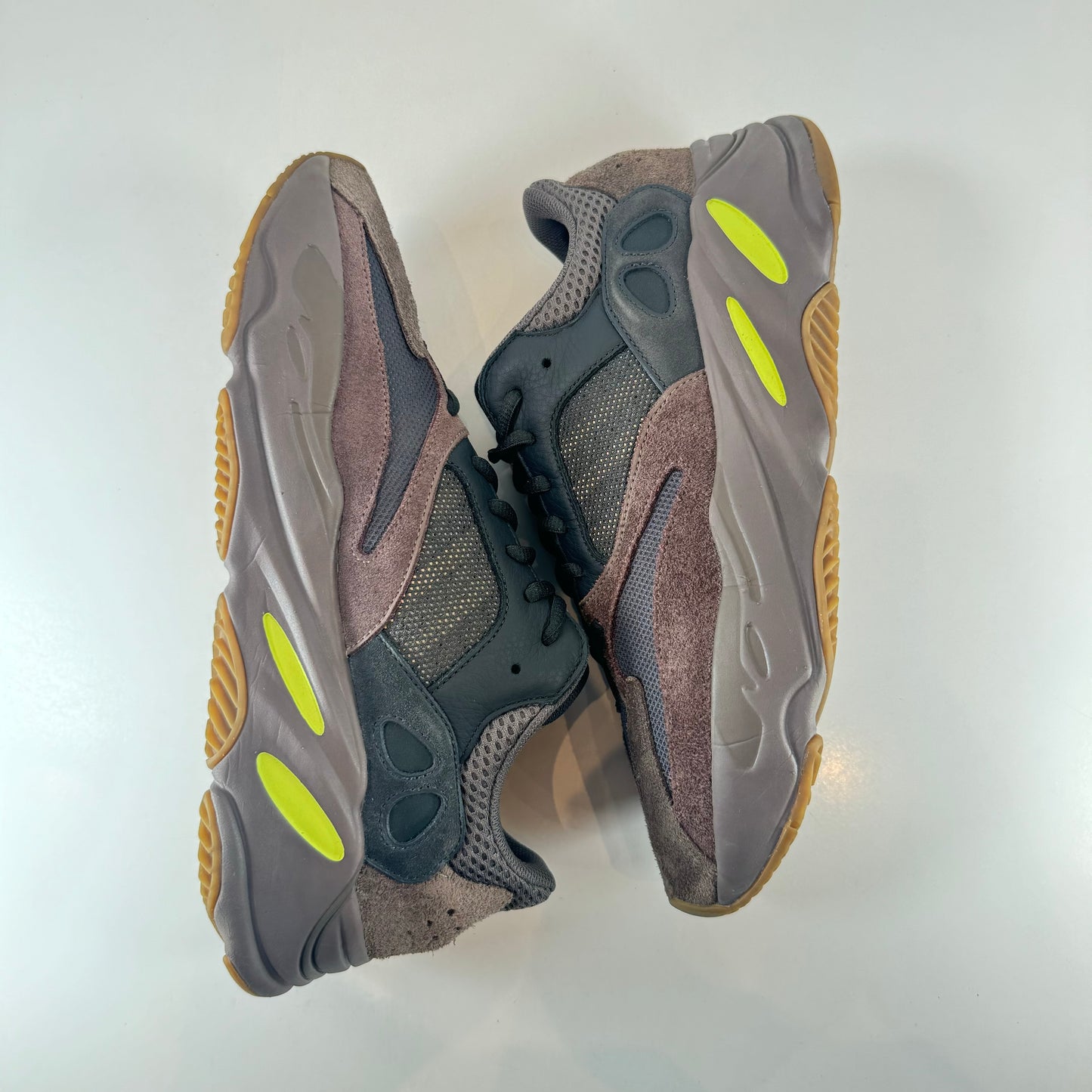 EE9614 Yeezy Boost 700 Malva