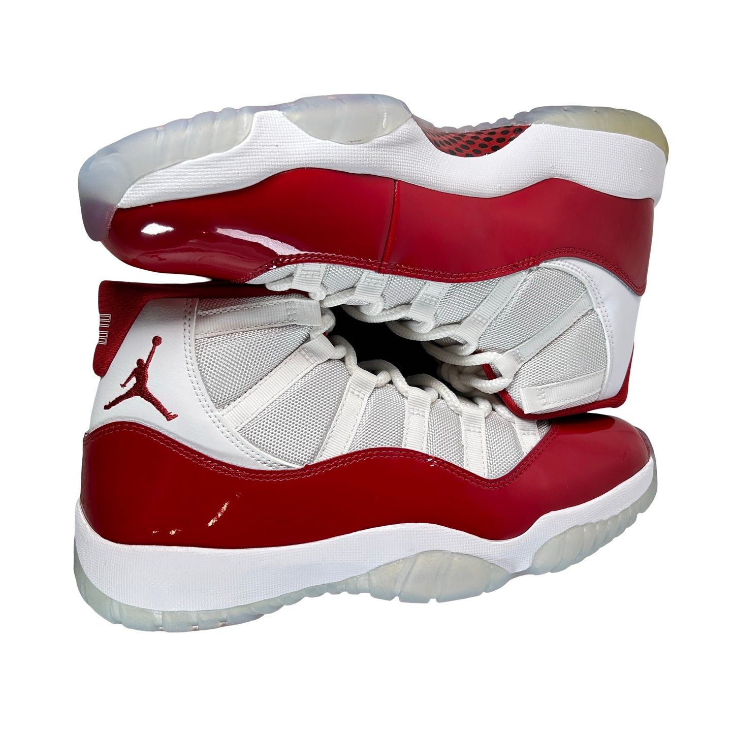 CT8012 116 Jordan 11 Retro Cherry (2022) - 9.5 M (Yellowing)
